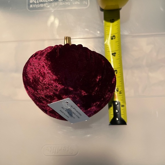 ๐ Beautiful Fall Velvet Pumpkins- Set of 5- NWT - Picture 4 of 4